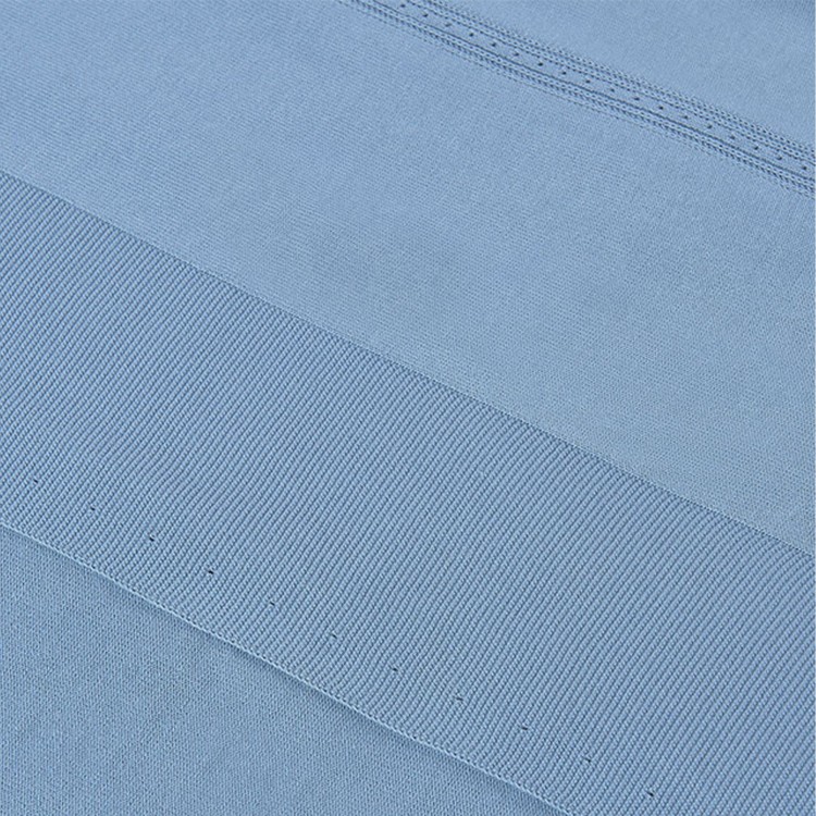 MAYORAL NEWBORN Copertina azzurra in cotone neonato