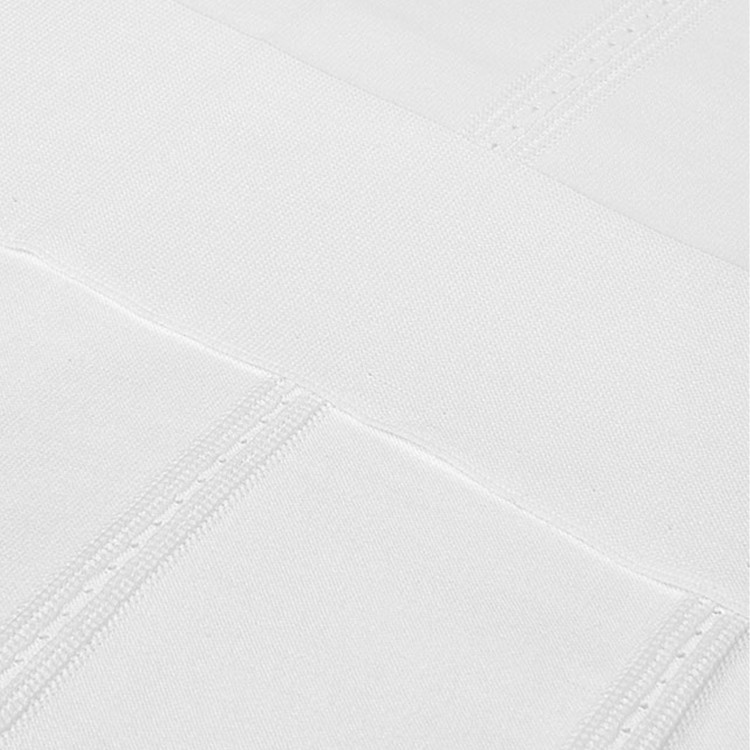 MAYORAL NEWBORN Copertina bianca in cotone neonati