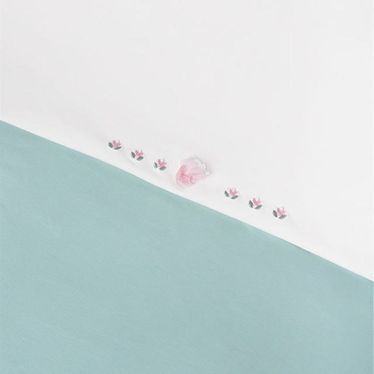 MAYORAL NEWBORN Copertina verde acqua con fiore neonata