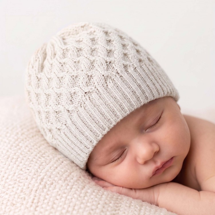 MARLU' Cappellino bianco in filato neonati