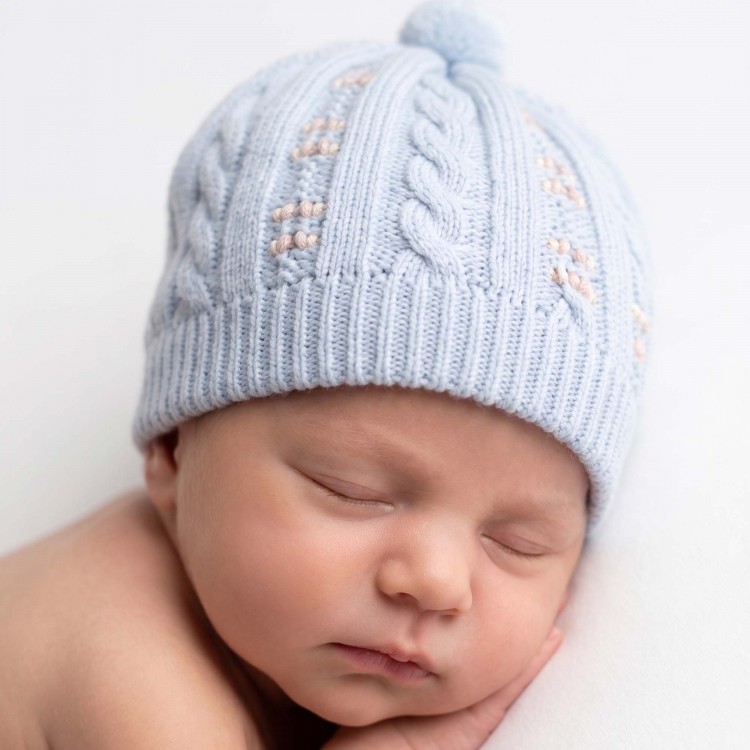 MARLU' Cappellino celeste in filato neonato