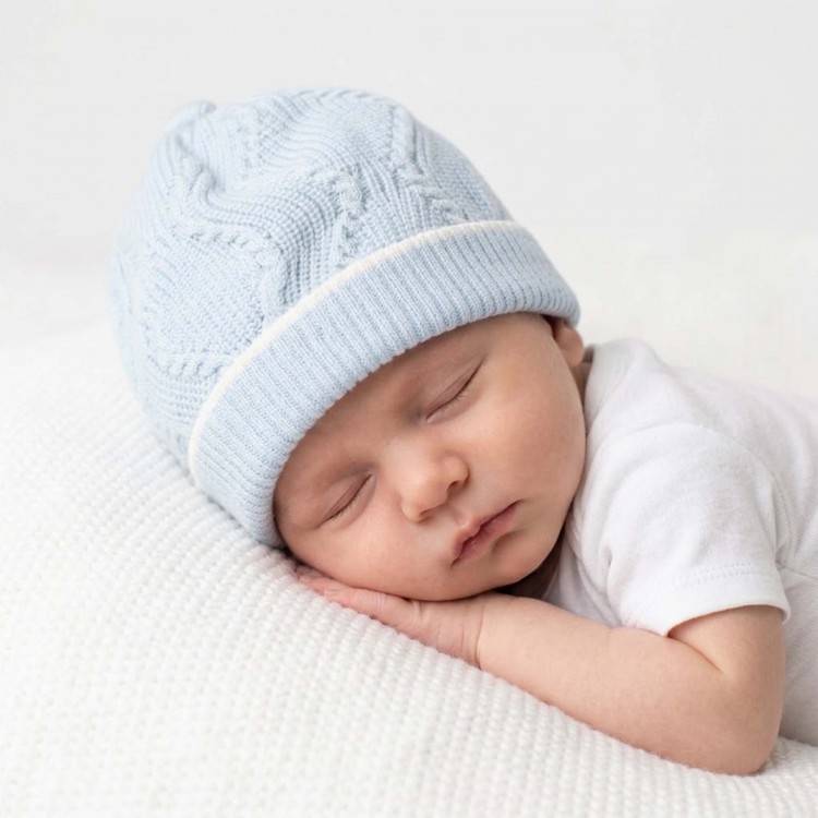 MARLU' Cappellino celeste in filato neonato